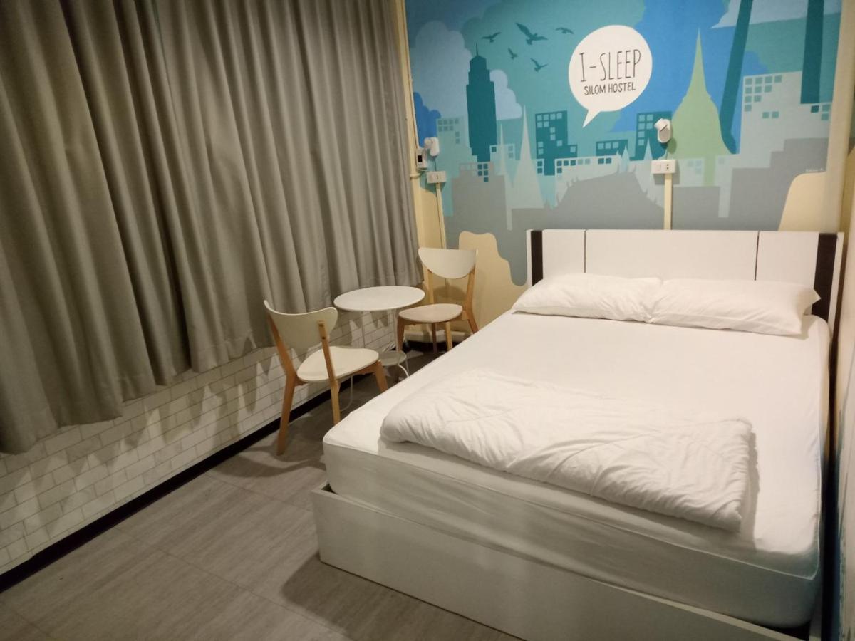 I-Sleep Silom Hostel Bangkok Dış mekan fotoğraf